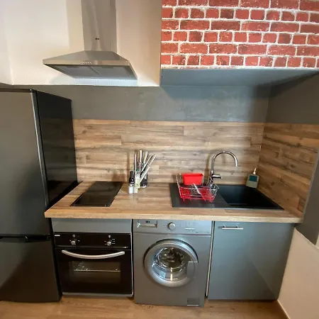 Entier Au Coeur Du Village 40m2 Apartment *